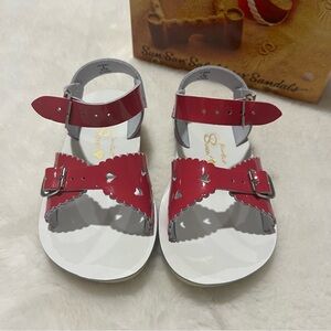 New SunSan sweetheart sandal